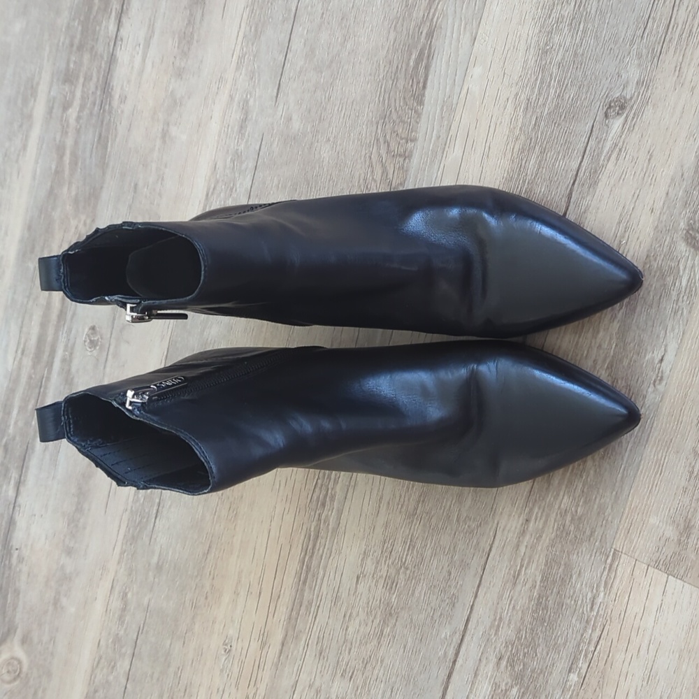 Genuine Leather Franco Sarto Zip Up Pointed Toe Chelsea Boots